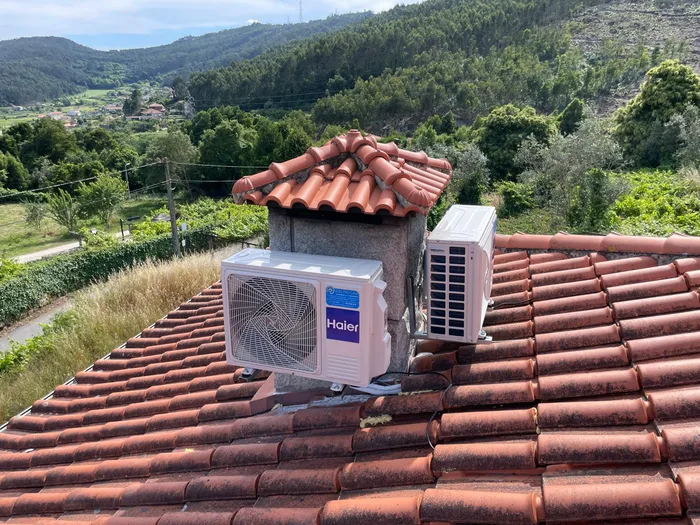 Unidades exteriores Haier telhado Amarante