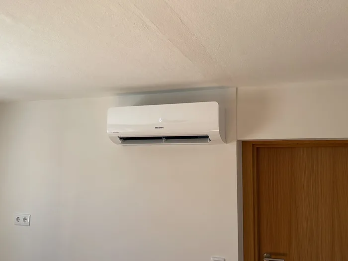 Ar condicionado Hisense interior instalado Vila Meã
