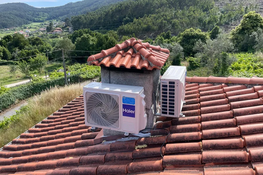 Instalação ar condicionado Haier telhado Electro Casa Vila Meã